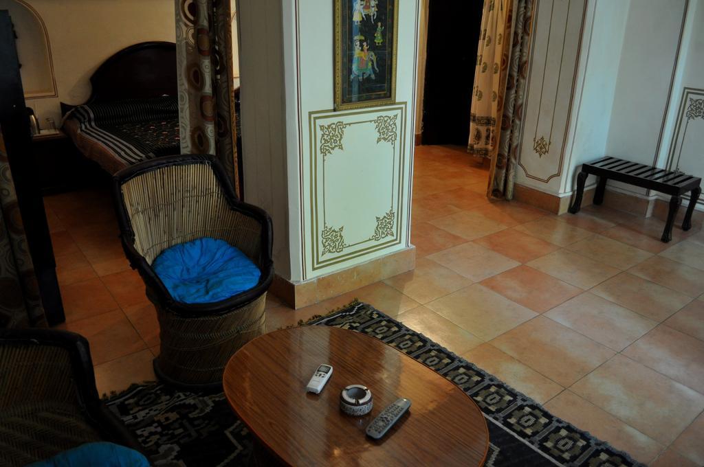Hotel Burja Haveli Alwar Exterior foto